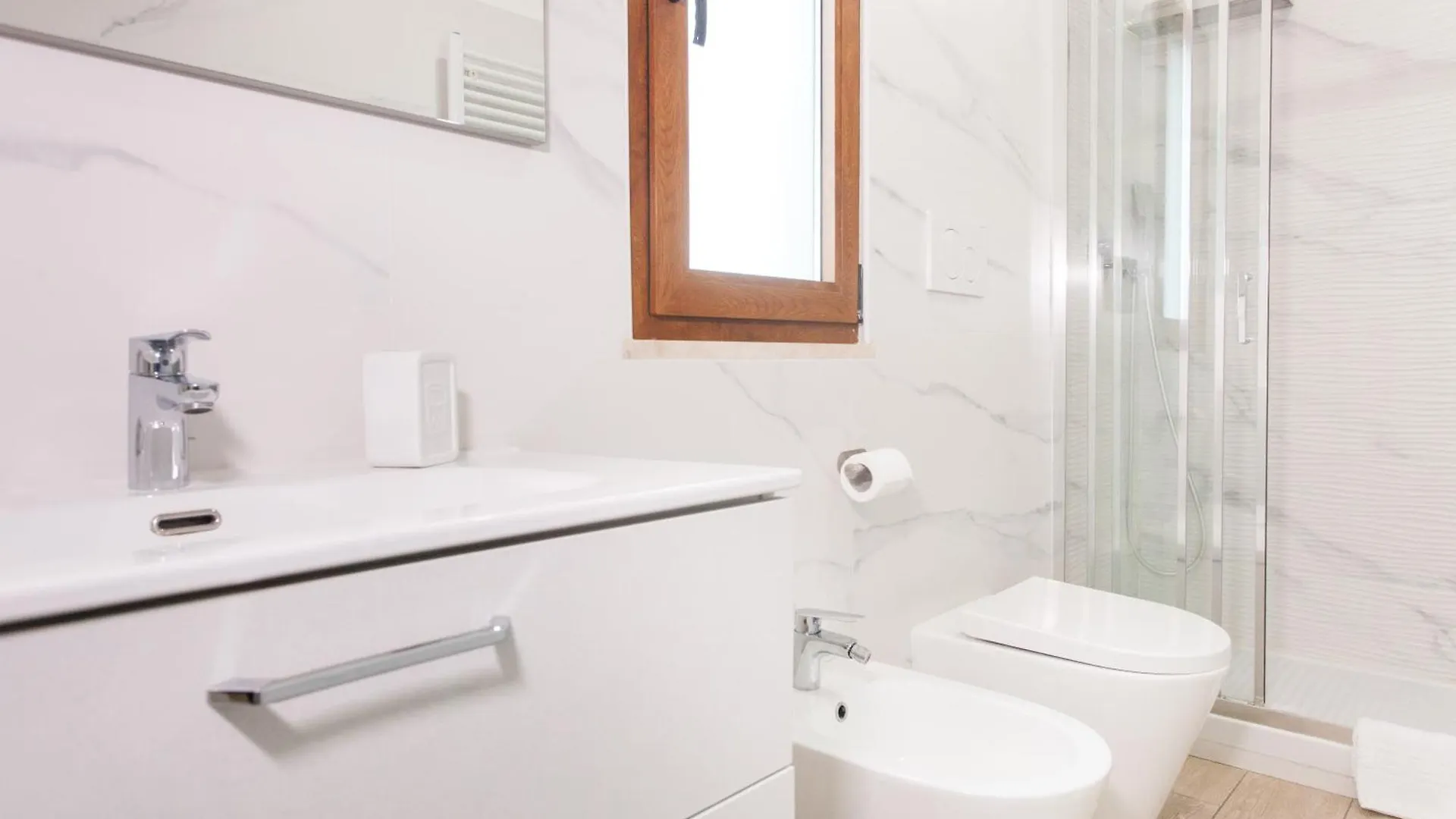 Appartamento Alloggio Turistico A Casa Di Paoletto Fiumicino