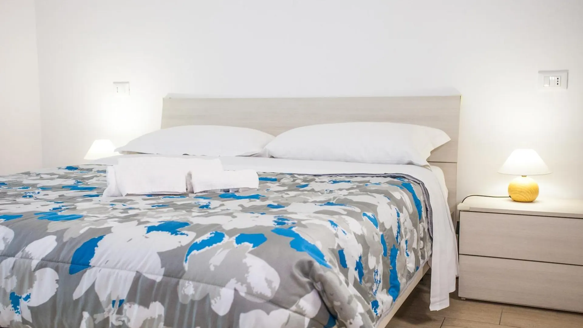 Alloggio Turistico A Casa Di Paoletto 피우미치노 0*,  이탈리아